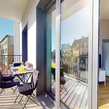 Family House Near The Market Square -Perfect For Family & Business Stays - Ksiecia Witolda Street 500 Steps To Market Square - 2 Bedrooms,2 Parking Places Wroclaw Exterior photo